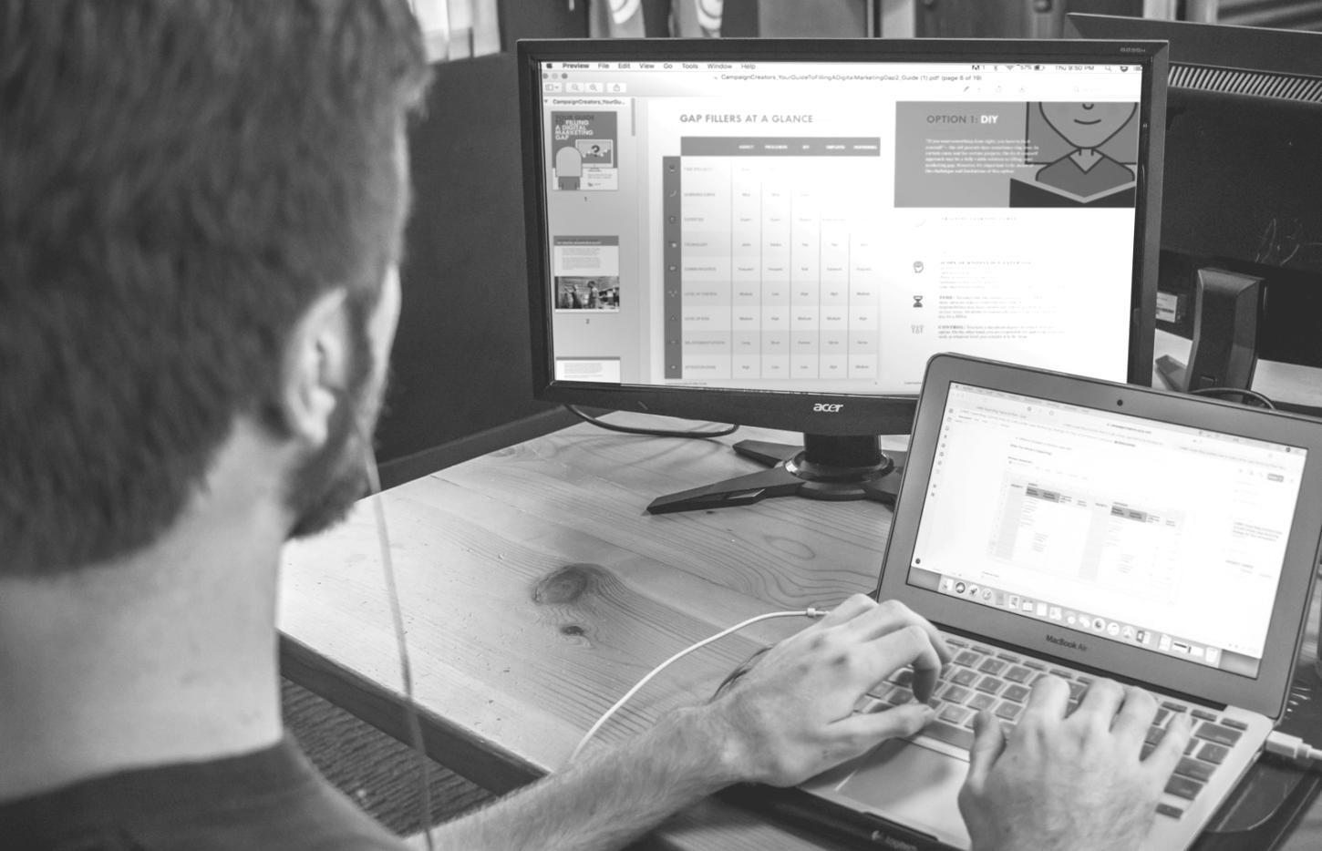 Interaktive Storytelling-Session mit Teilnehmern in unserem Hauptseminarraum